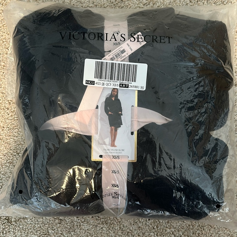 NET Victoria secrets robe